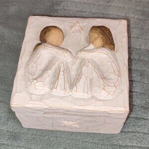 NEW Willow Tree Keepsake Box Jewelry Friendship Susan Lordi Design Ceramic